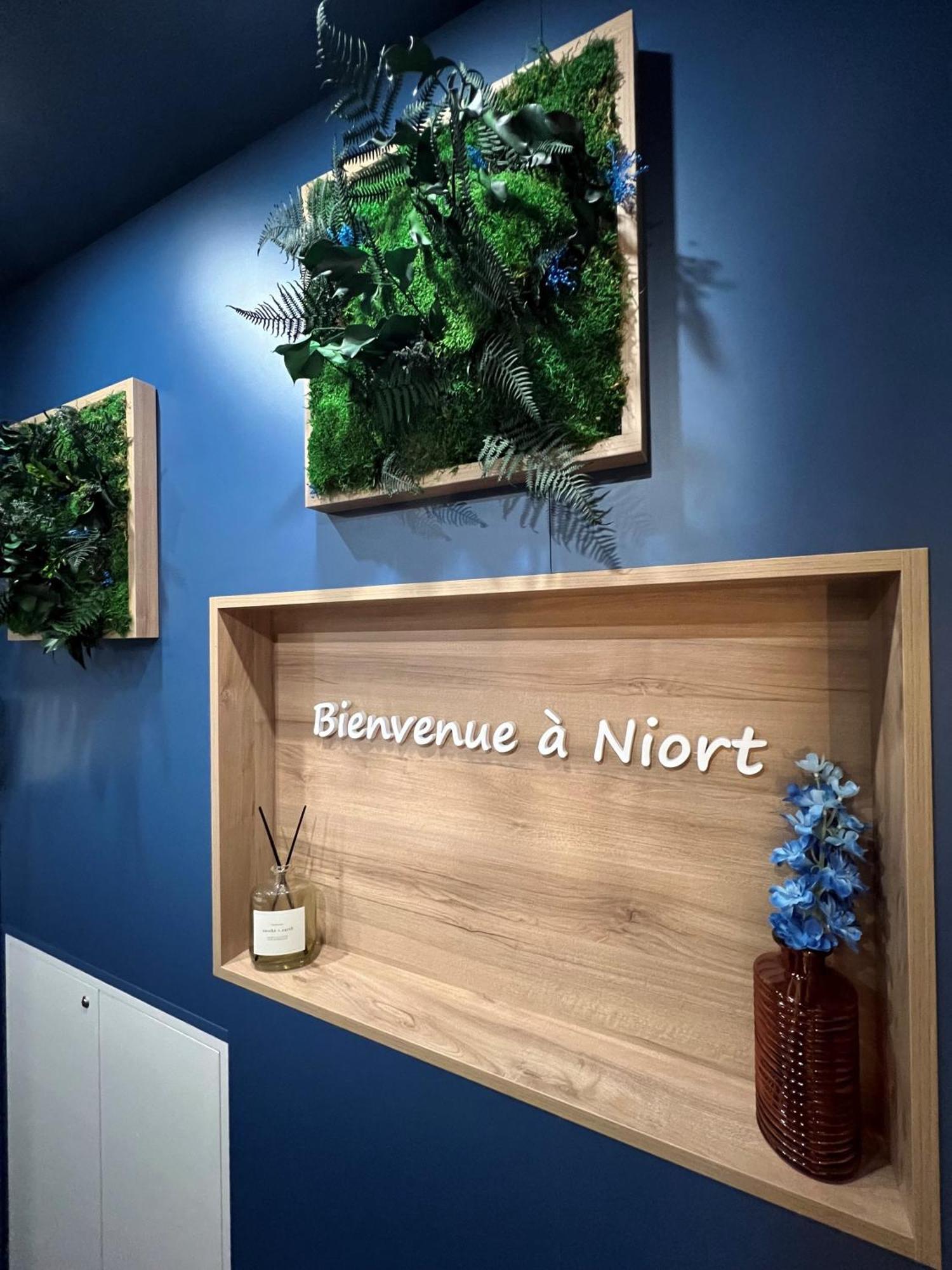 Brit Hotel Du Parc Niort Centre-Parking Gratuit Экстерьер фото